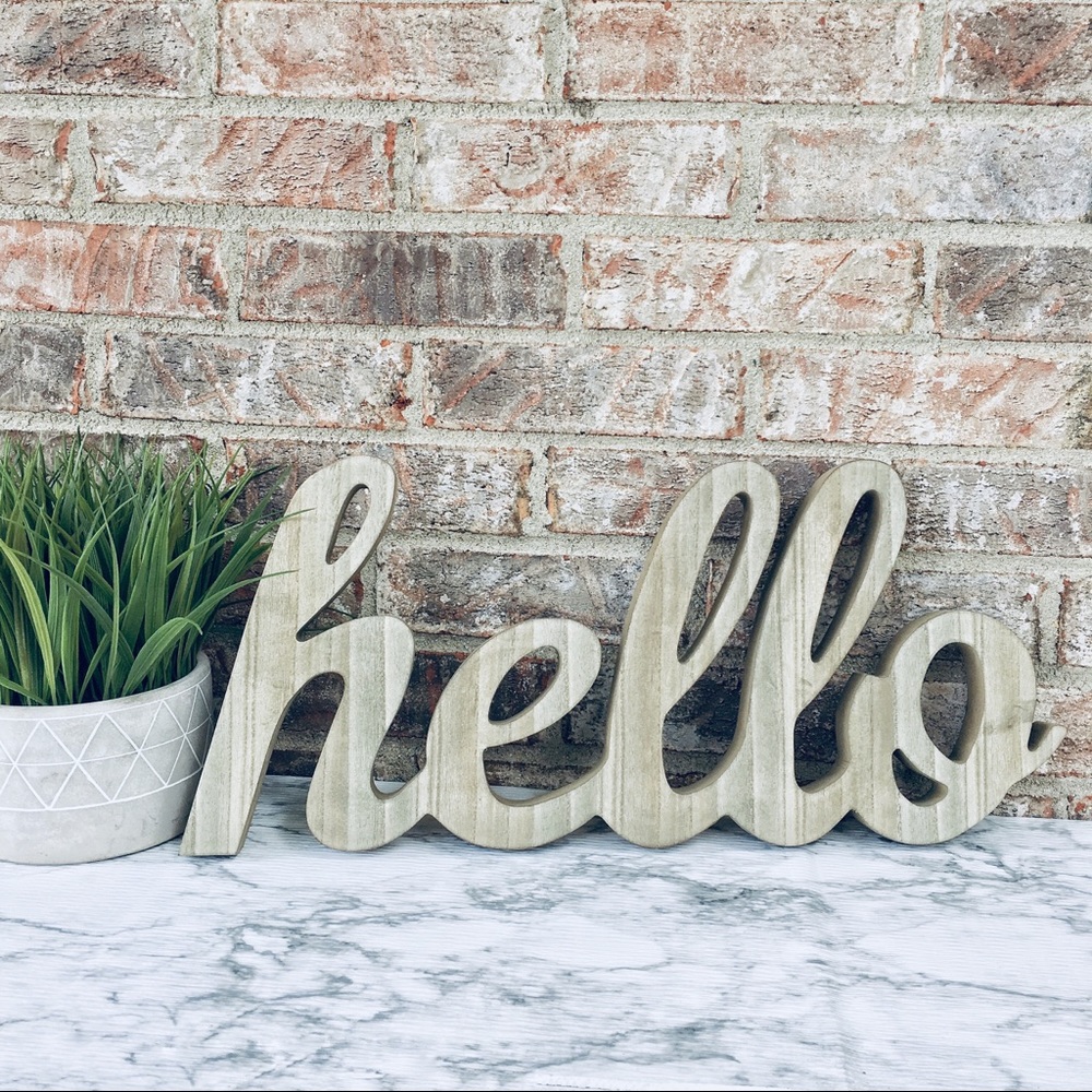 Wooden Script ‘Hello’ Decor